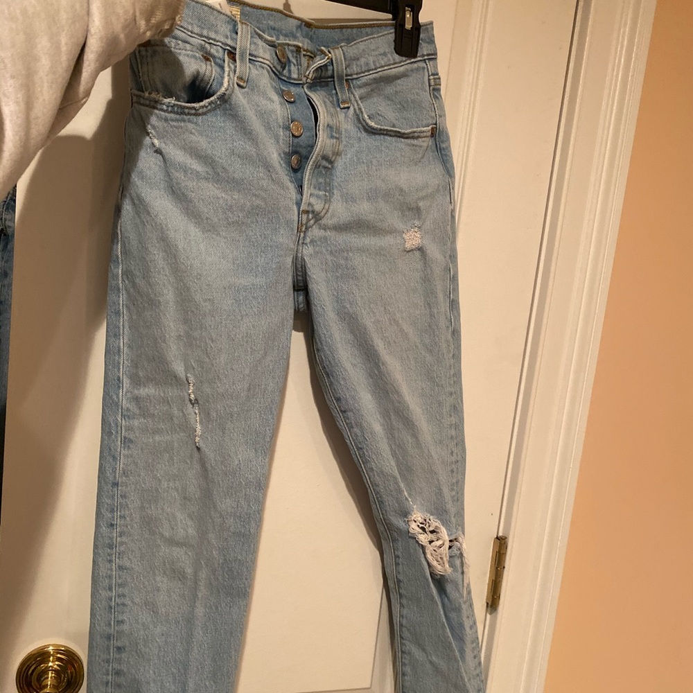 light levi’s